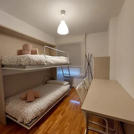 Home Sweet Home Pamplona Hospitales-Universidad Baranain Buitenkant foto